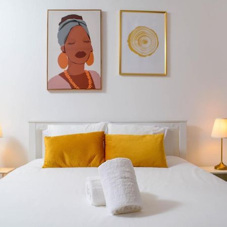 Travel & Live Marques Apartments Порто Екстериор снимка