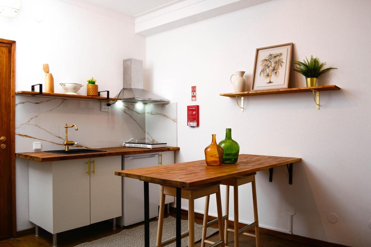 Travel & Live Marques Apartments Порто Екстериор снимка