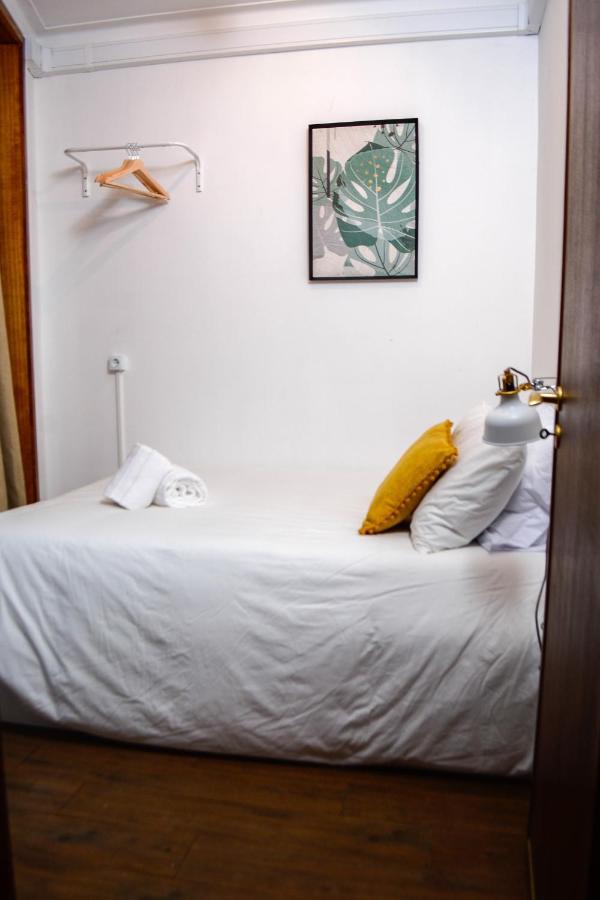 Travel & Live Marques Apartments Порто Екстериор снимка