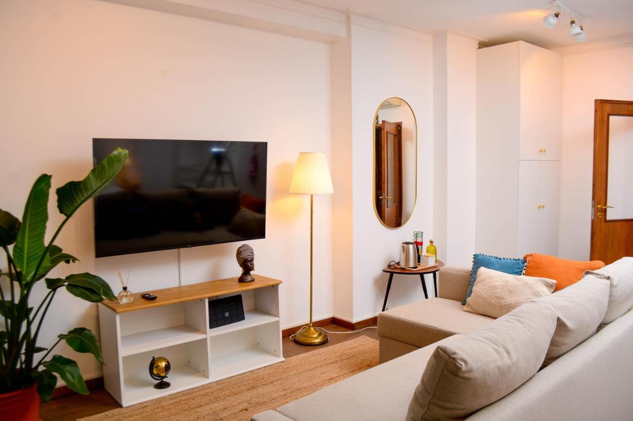 Travel & Live Marques Apartments Порто Екстериор снимка